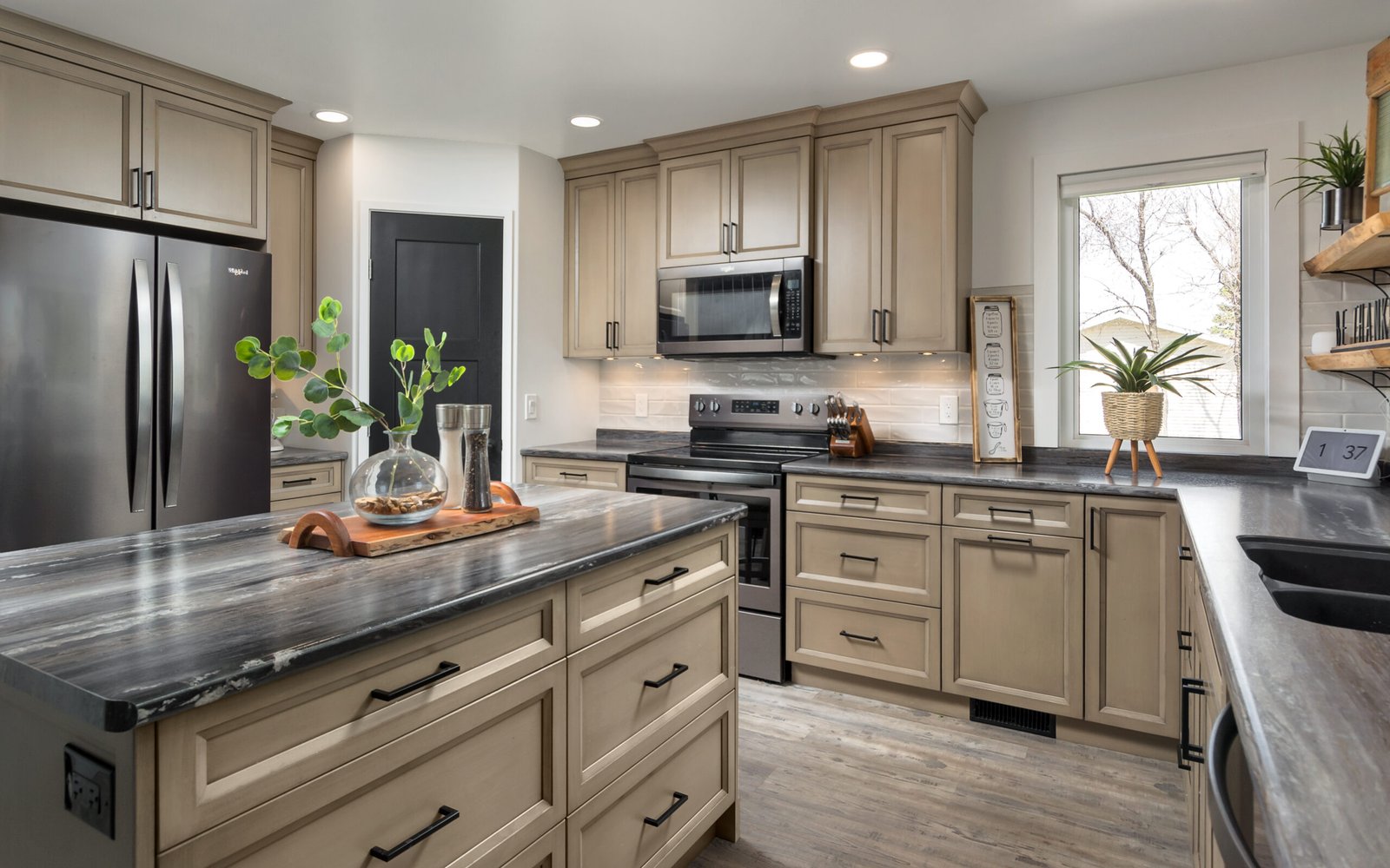 Dark Wood Kitchen Cabinets